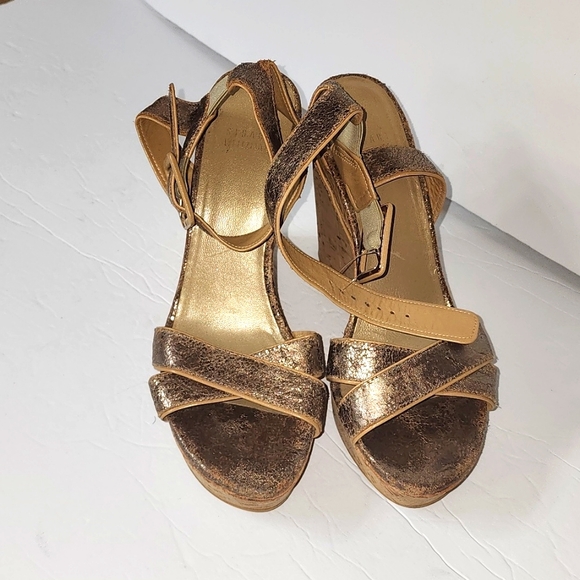 Stuart Weitzman Metallic Silver Embossed Suede Cross Strap Cork Wedge Sandal sz - Picture 8 of 11